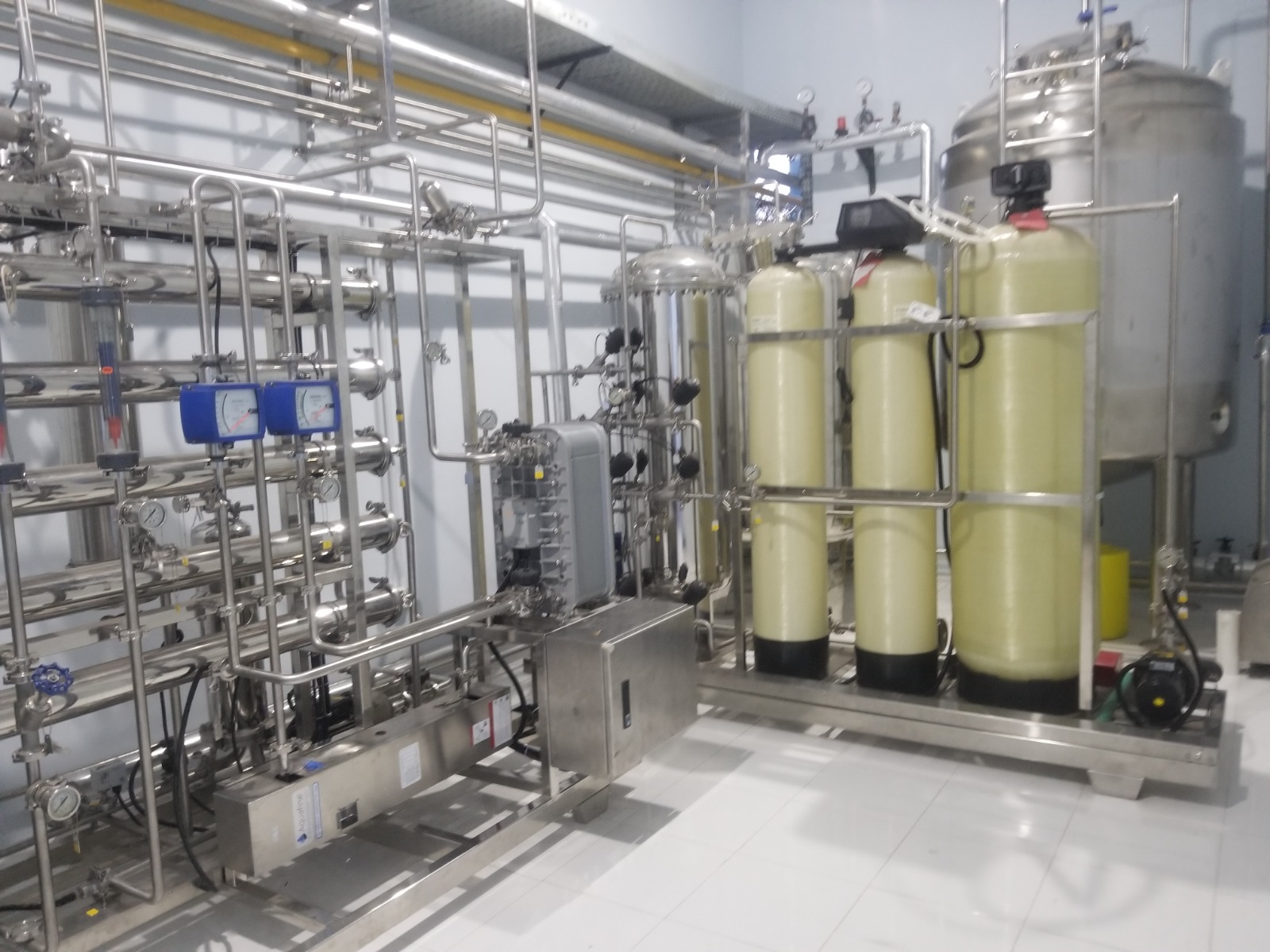 Solusi Pengolahan Air untuk Industri & Komersial